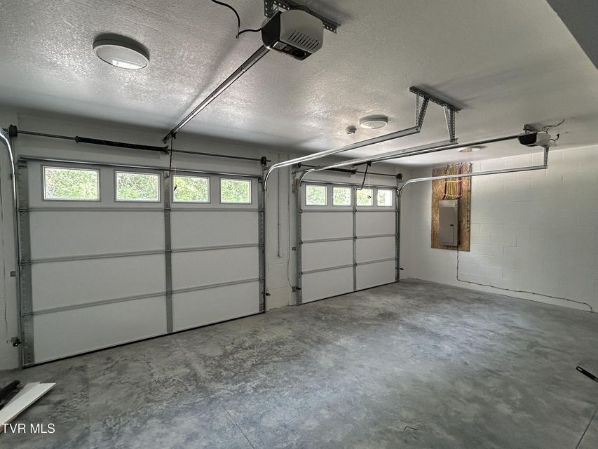 Photo #33: 114 Longview Drive