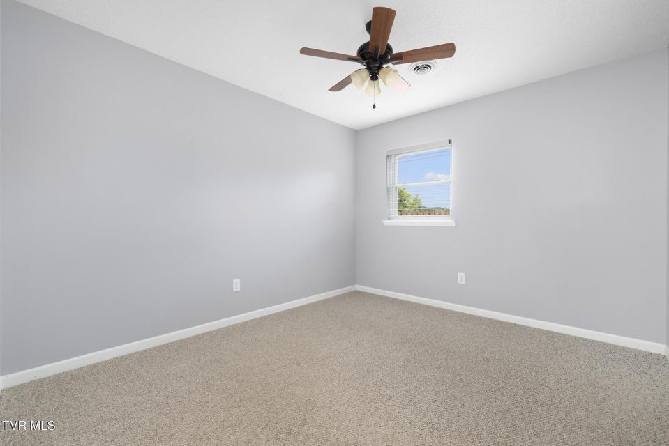 Photo #19: 1000 Grace Drive