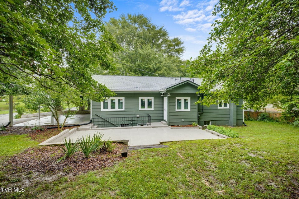 Photo #38: 640 Spruce Drive