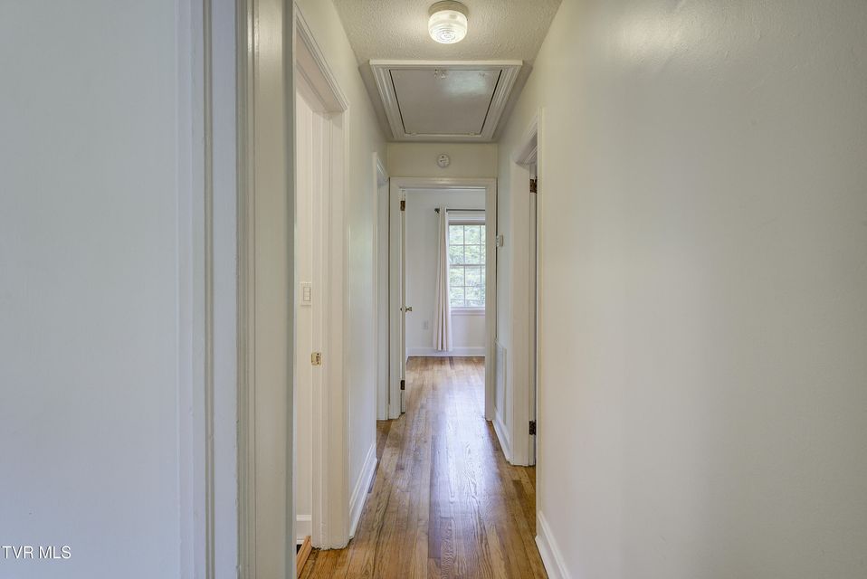 Photo #14: 123 Park Court