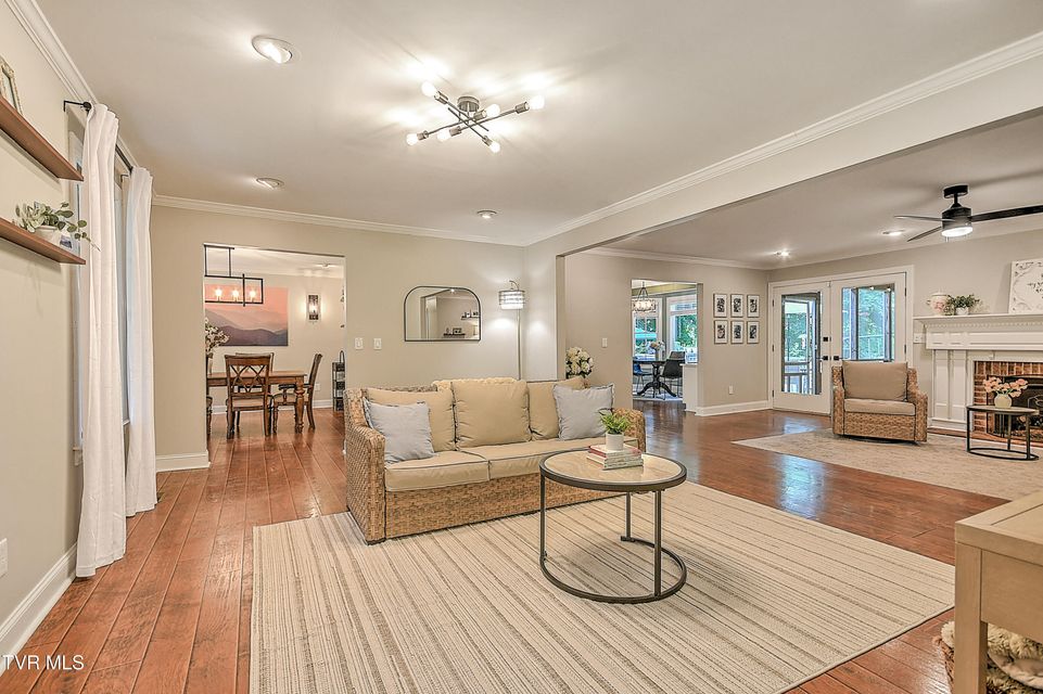 Photo #9: 1239 Olde Oaks Drive