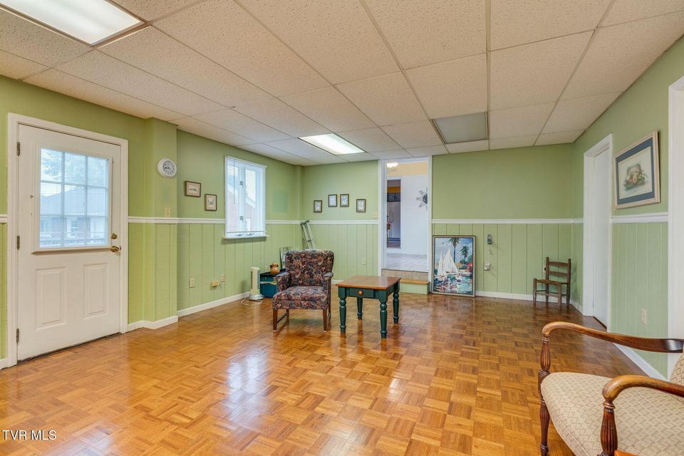 Photo #18: 837 Carlisle Drive