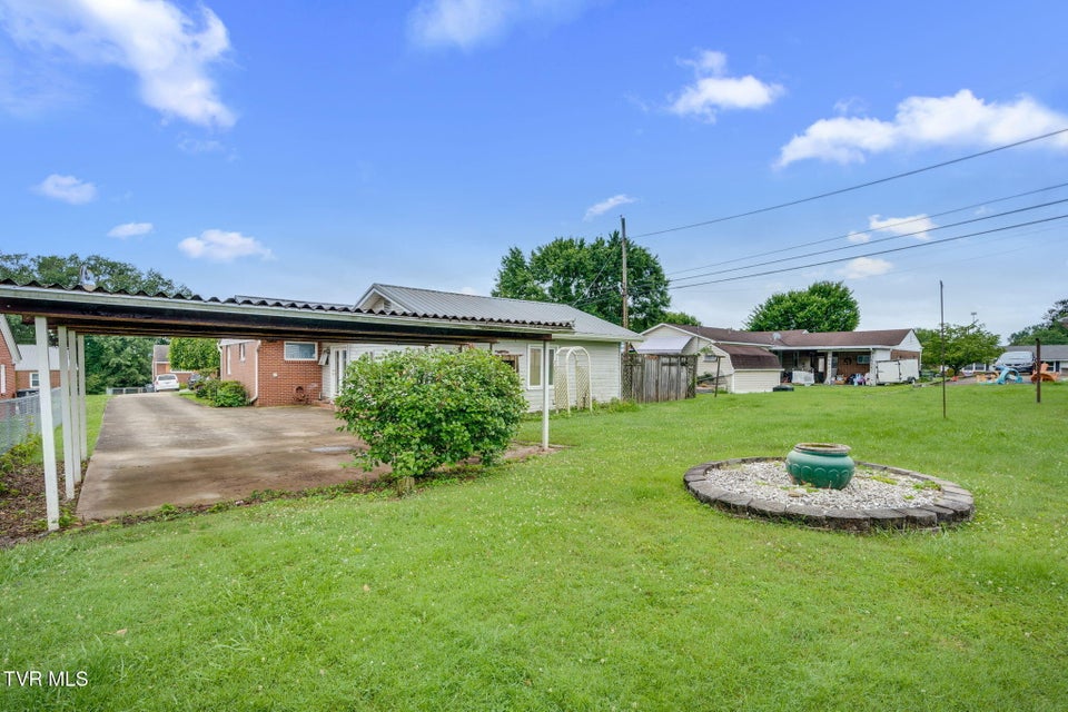 Photo #25: 837 Carlisle Drive
