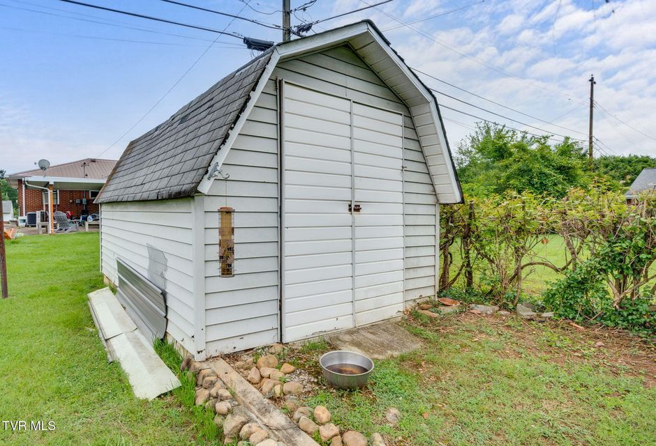 Photo #26: 837 Carlisle Drive
