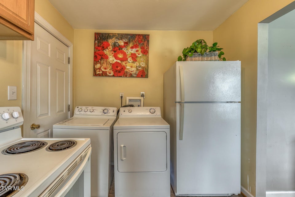Photo #11: 2344 Anderson Street