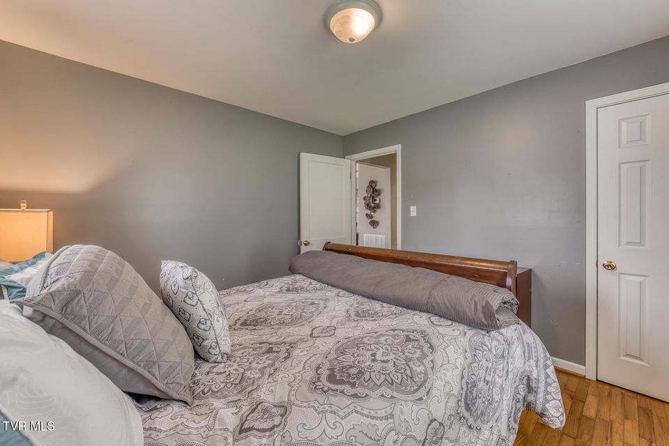 Photo #13: 2344 Anderson Street