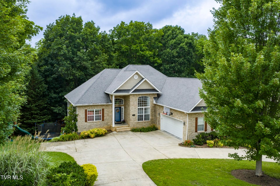 Photo #4: 194 Sunset Meadows Court