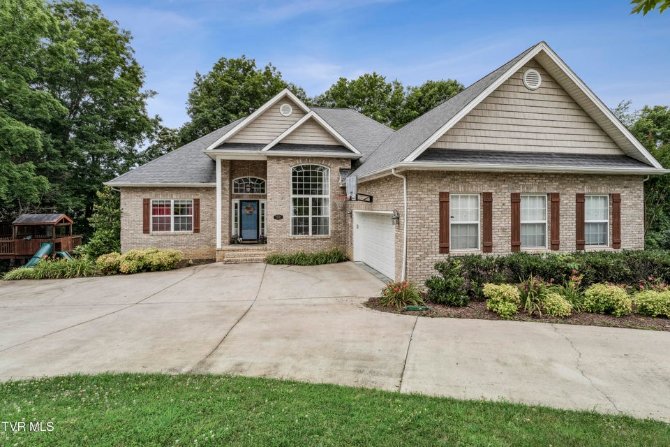Photo #2: 194 Sunset Meadows Court