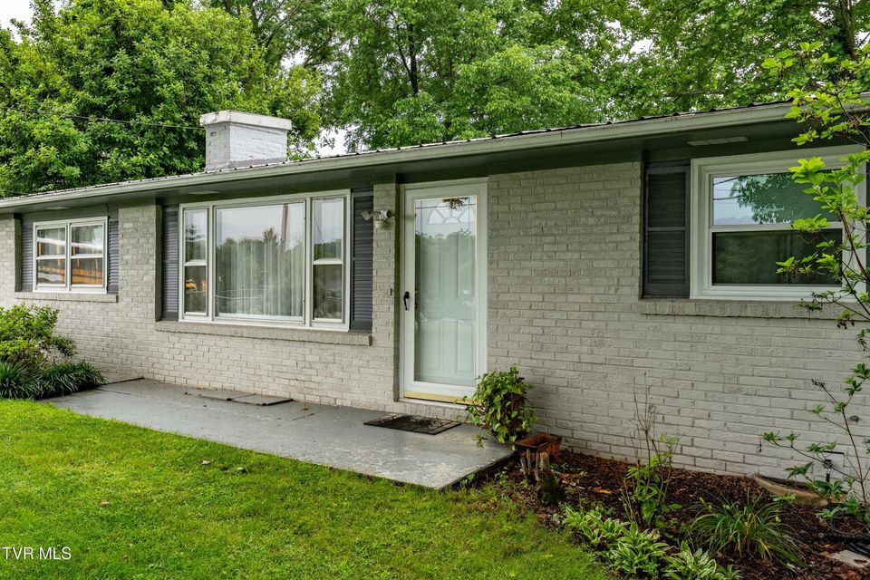 Photo #8: 300 Shannon View Road