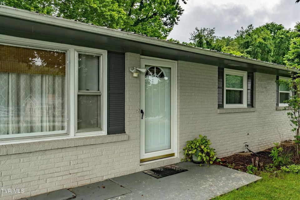 Photo #9: 300 Shannon View Road