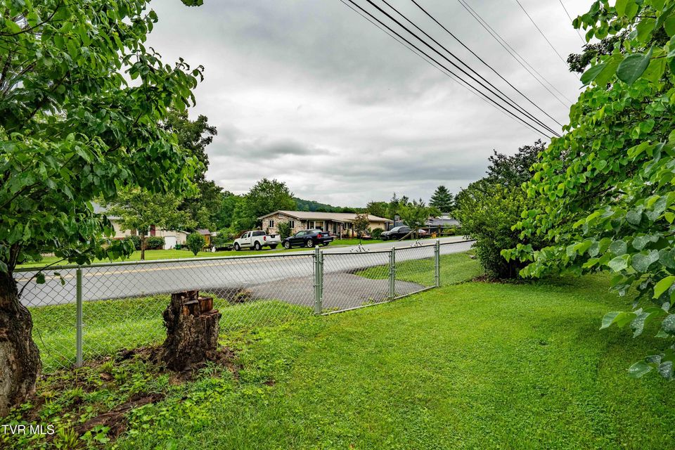 Photo #28: 300 Shannon View Road