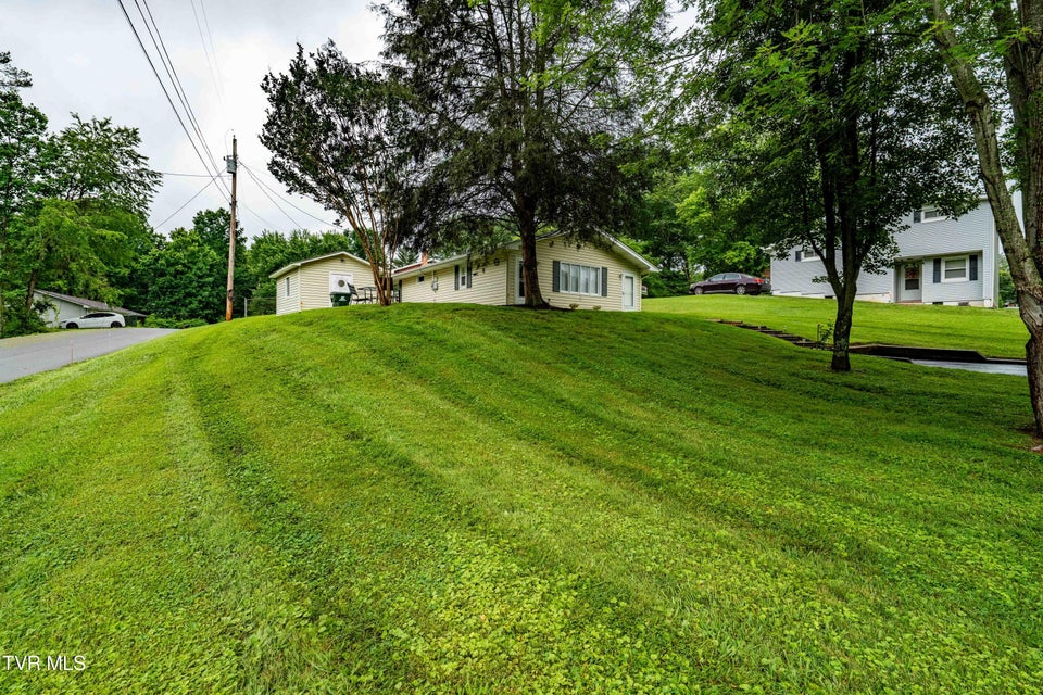 Photo #7: 119 Woodland Drive