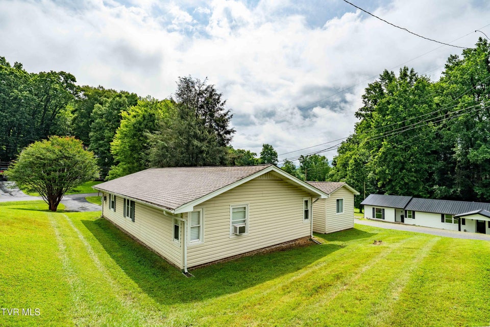 Photo #14: 119 Woodland Drive