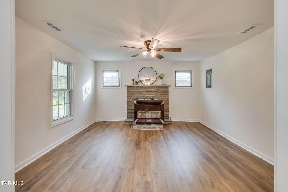 Photo #7: 416 Bethel Drive
