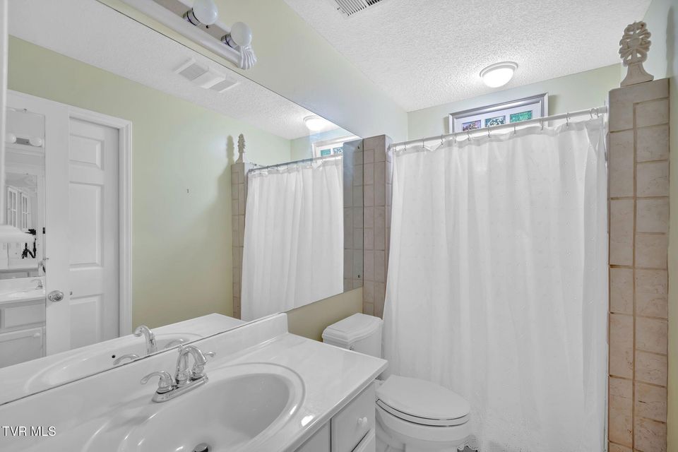 Photo #9: 308 Arbor Terrace