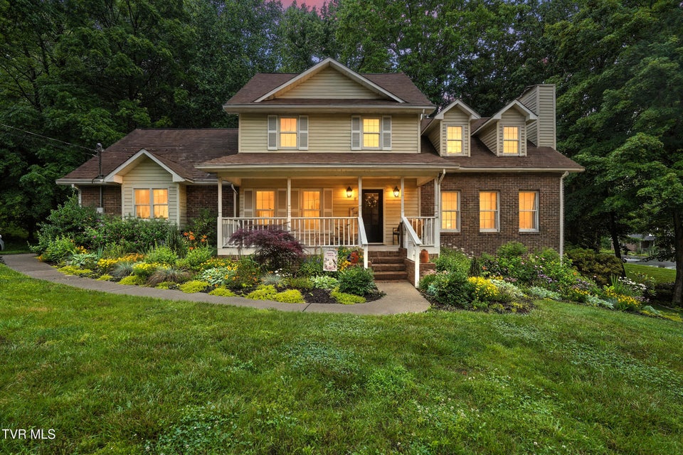 Photo #2: 209 Timberland Circle