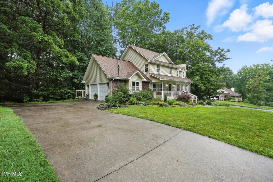 Photo #3: 209 Timberland Circle