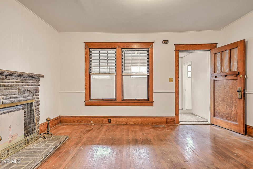 Photo #8: 1149 Moorland Avenue