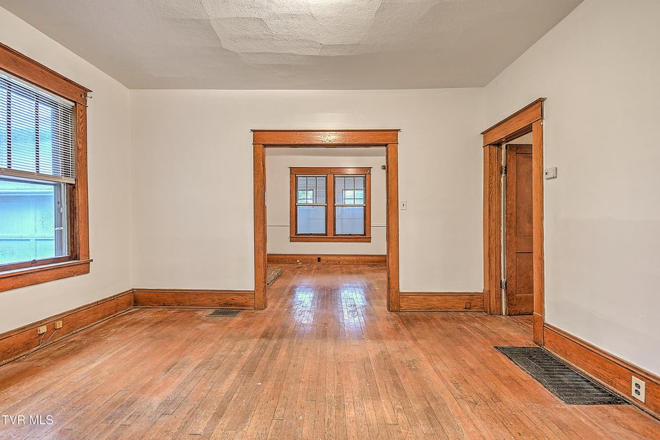Photo #12: 1149 Moorland Avenue