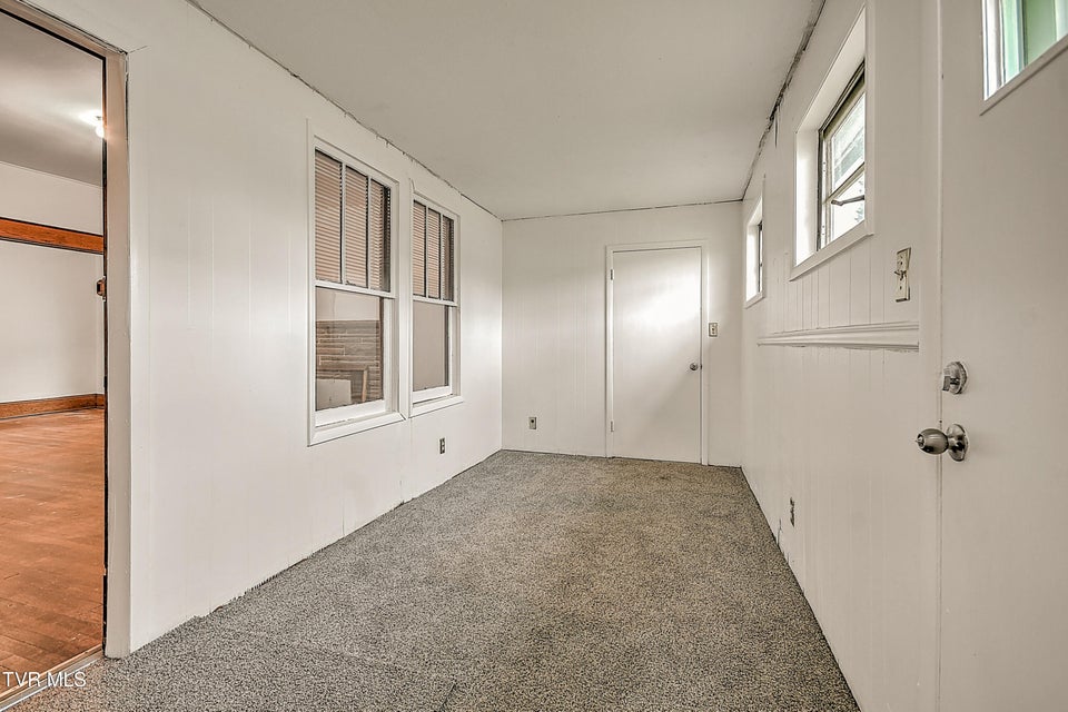 Photo #28: 1149 Moorland Avenue