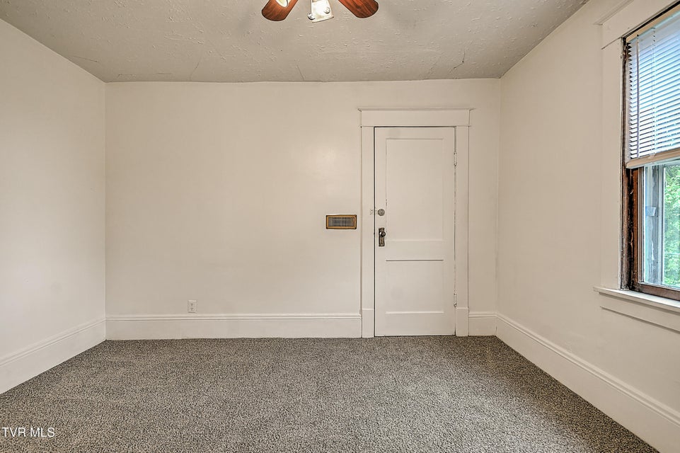 Photo #42: 1149 Moorland Avenue