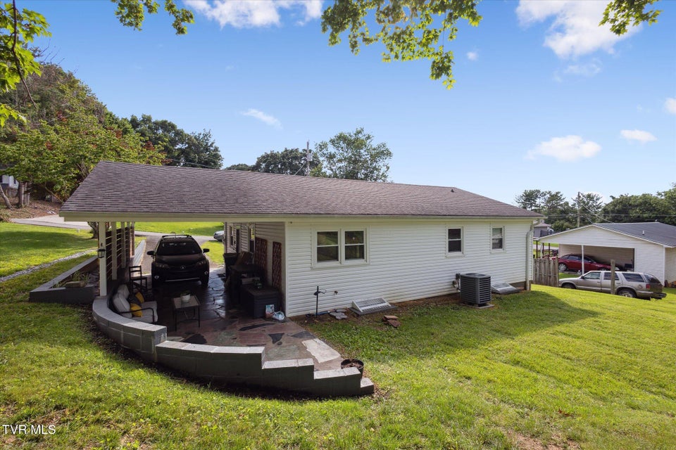 Photo #23: 103 Cottonwood Drive