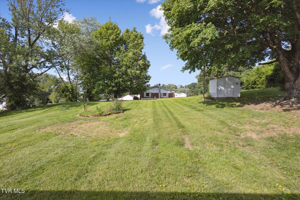 Photo #27: 103 Cottonwood Drive