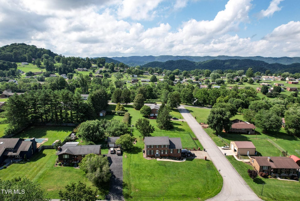 Photo #12: 735 Redwood Drive