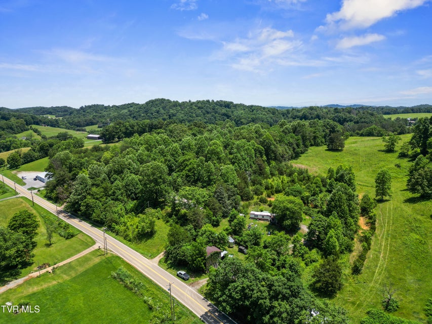 Photo #4: 5020 Kingsport Highway