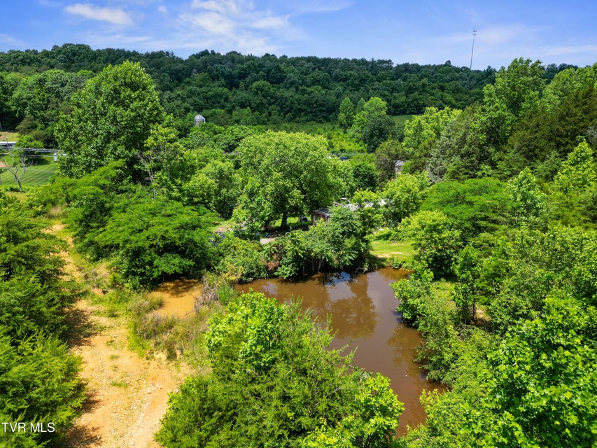 Photo #6: 5020 Kingsport Highway