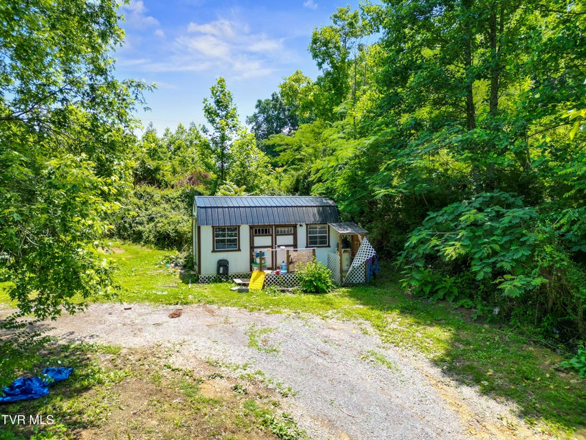 Photo #10: 5020 Kingsport Highway