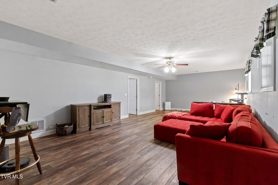 Photo #53: 735 Redwood Drive