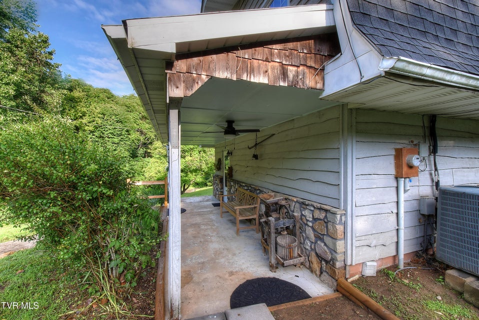 Photo #8: 121 Harold Estep Road
