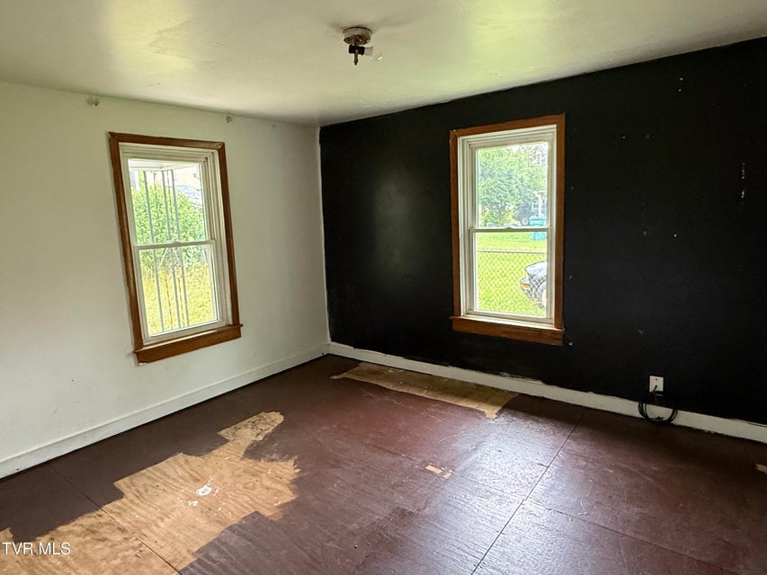 Photo #3: 1741 Dunlap Street