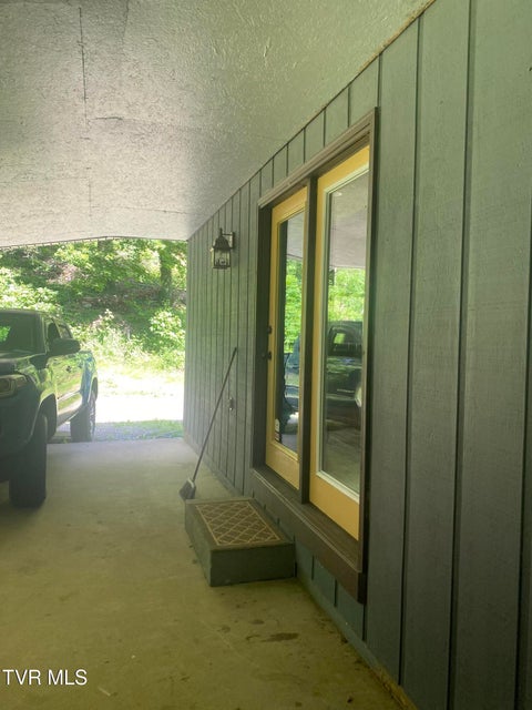 Photo #3: 261 Rainbolt Street