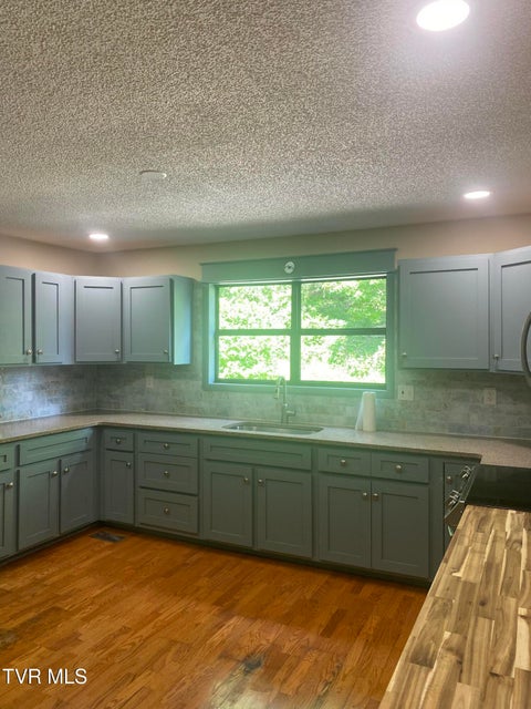 Photo #15: 261 Rainbolt Street