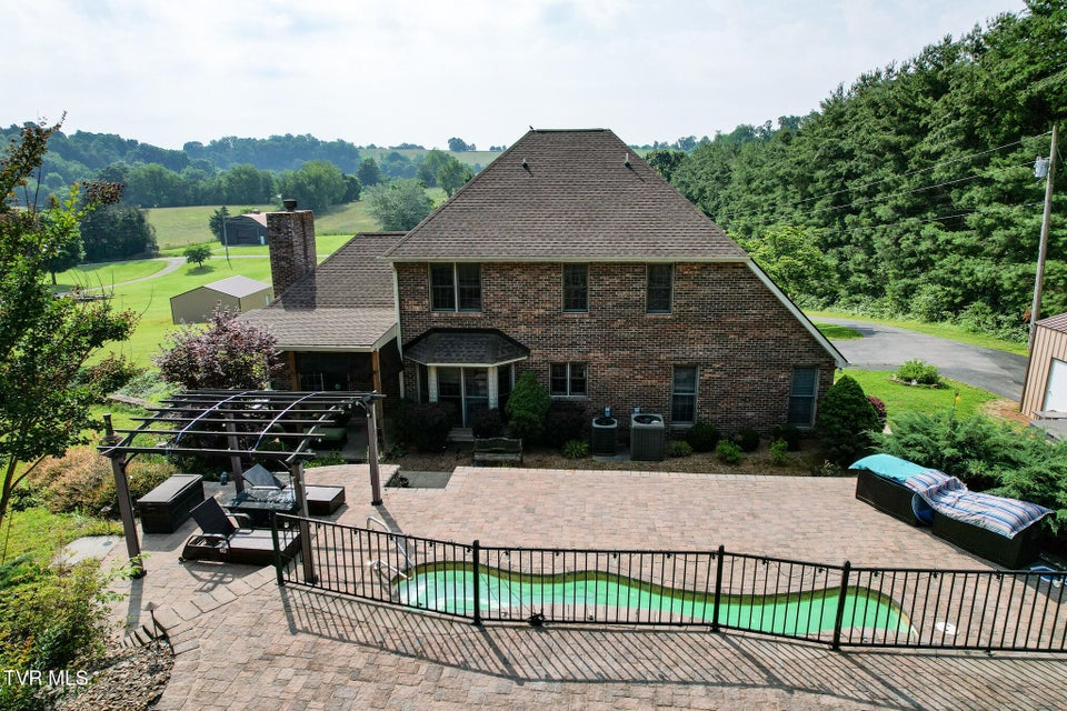 Photo #92: 945 Dashaway Road