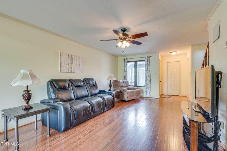 Photo #4: 151 Woodcrest Lane Lane
