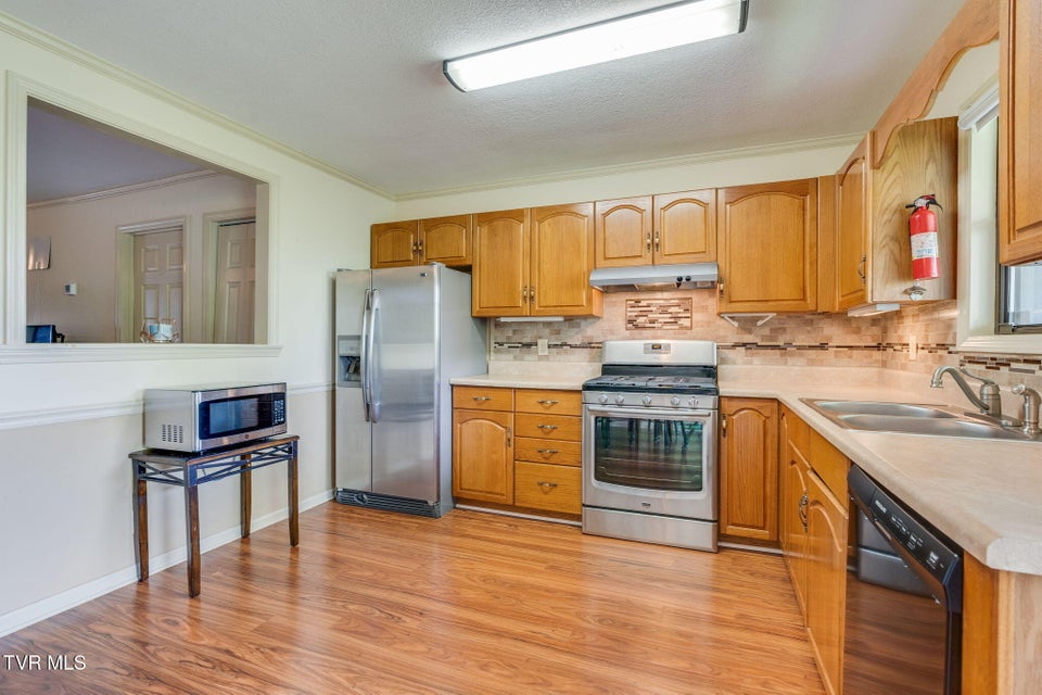 Photo #8: 151 Woodcrest Lane Lane