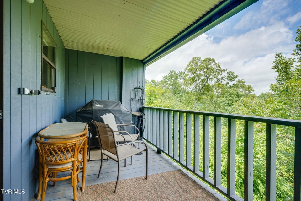 Photo #9: 151 Woodcrest Lane Lane