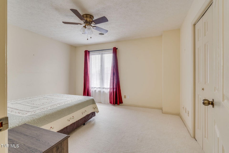 Photo #18: 151 Woodcrest Lane Lane