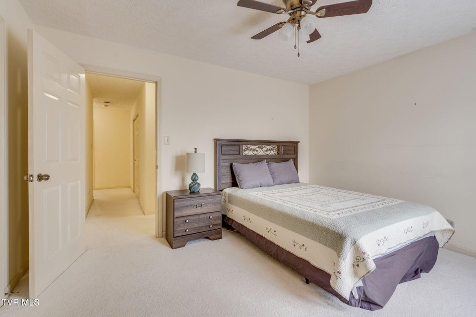 Photo #19: 151 Woodcrest Lane Lane