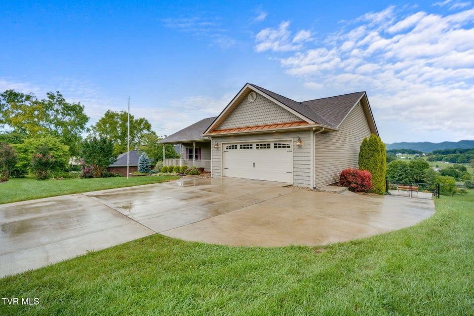 Photo #3: 397 Ridgecrest Road