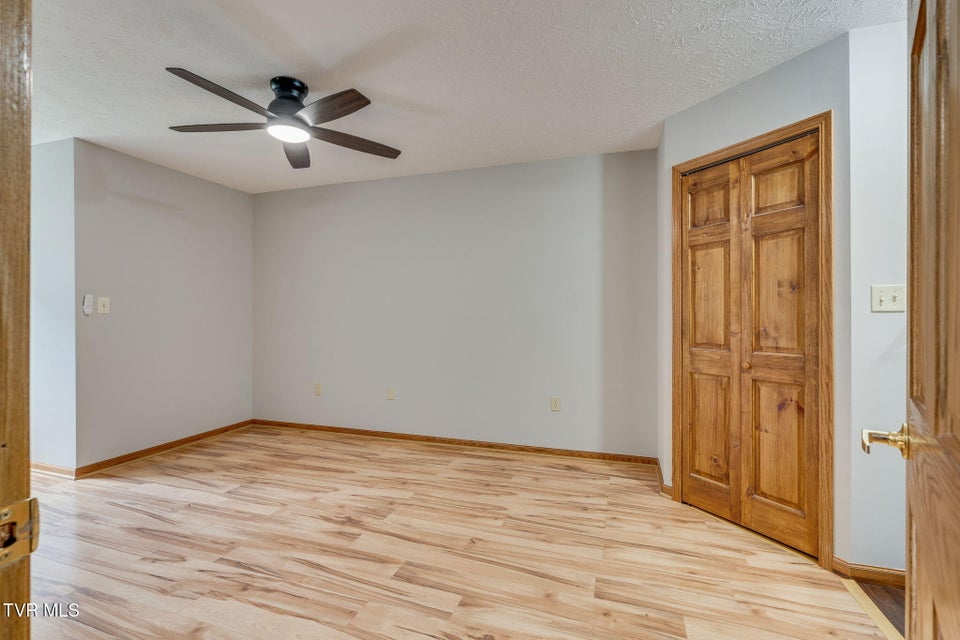 Photo #16: 19435 Greenbriar Lane