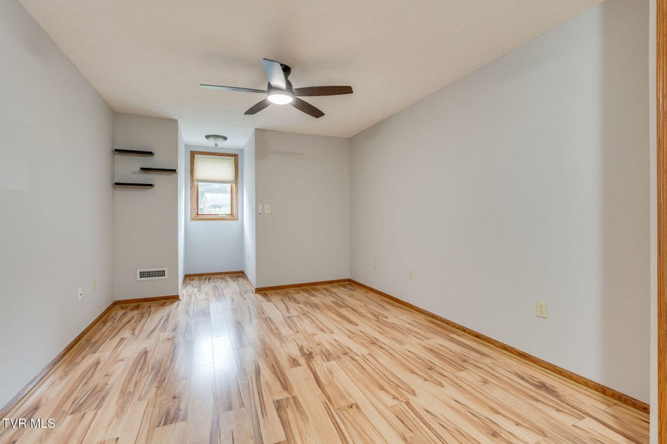 Photo #17: 19435 Greenbriar Lane