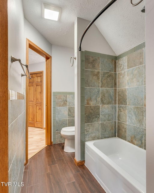 Photo #19: 19435 Greenbriar Lane