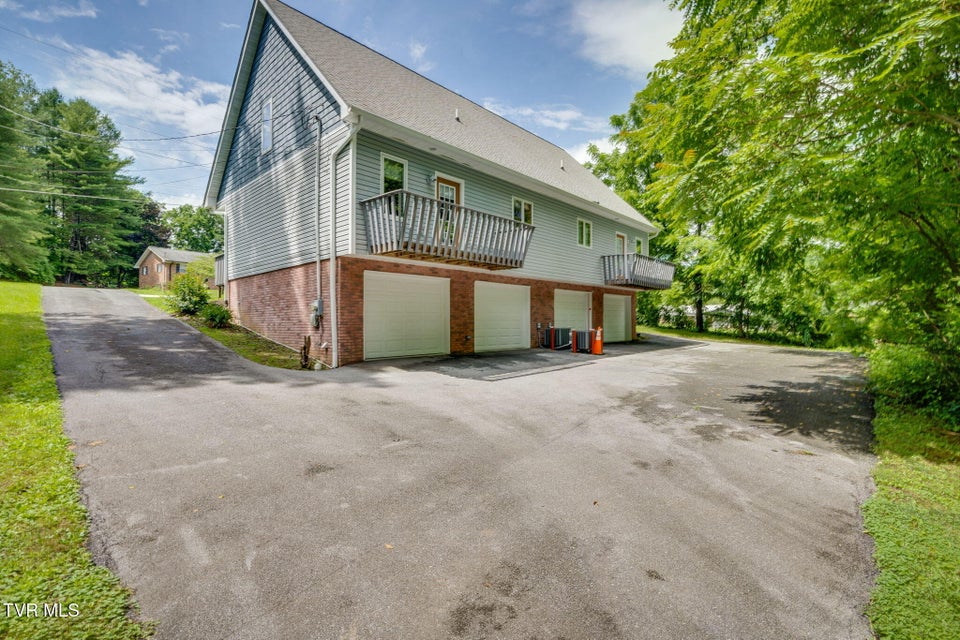 Photo #25: 19435 Greenbriar Lane