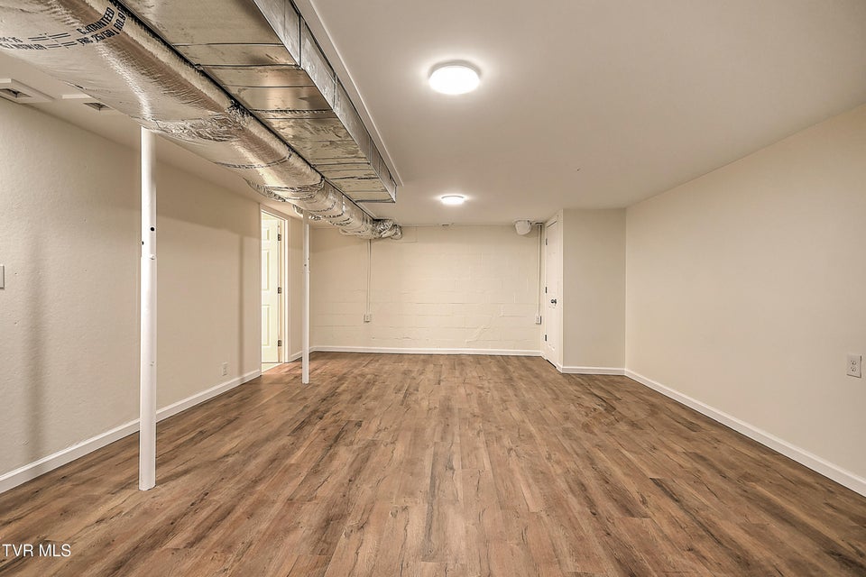 Photo #39: 419 Holly Street