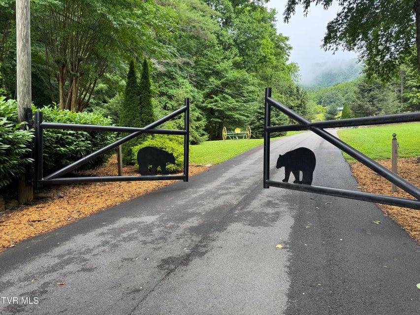 Photo #16: 110 Forest Drive