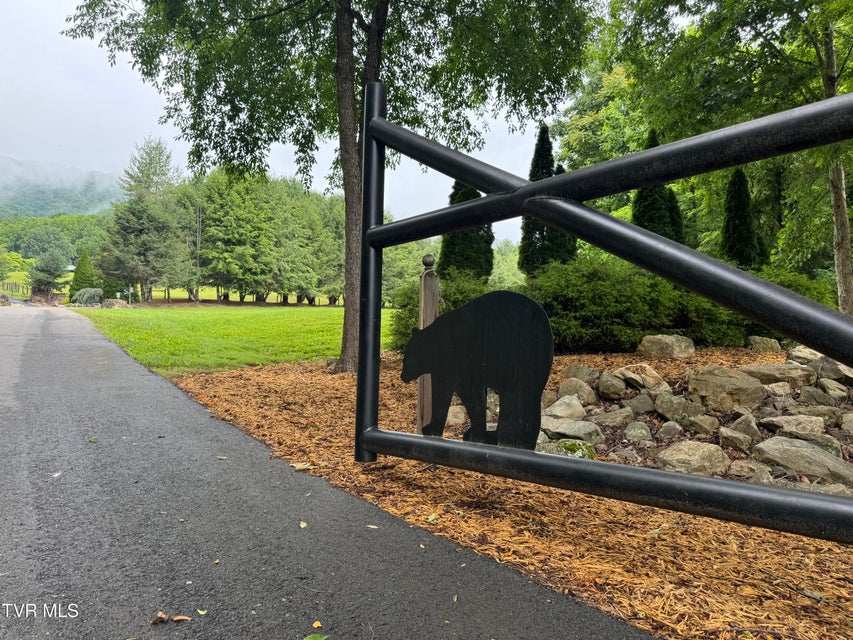 Photo #17: 110 Forest Drive